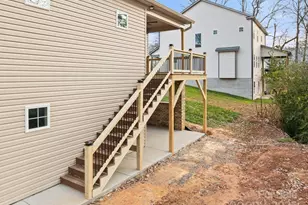 194 N Peace Haven Rd, Winston Salem, NC 27104 - Photo 45