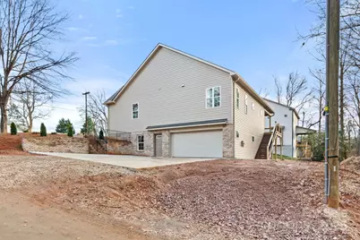 194 N Peace Haven Road, Winston Salem, NC 27104 - Photo 37