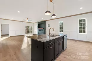 194 N Peace Haven Rd, Winston Salem, NC 27104 - Photo 17