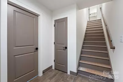 194 N Peace Haven Road, Winston Salem, NC 27104 - Photo 33