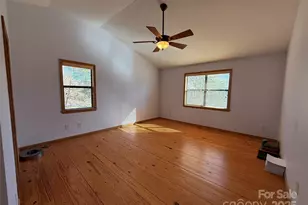 584 Chatuge Village Cir, Hayesville, NC 28904 - Photo 13