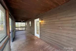 584 Chatuge Village Cir, Hayesville, NC 28904 - Photo 21
