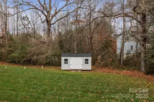 552 Meadowridge Dr, Taylorsville, NC 28681 - Photo 41