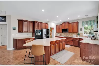 175 Corona Circle, Mooresville, NC 28117 - Photo 15