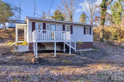 49 E Livingston Street, Tryon, NC 28782 - Photo 3