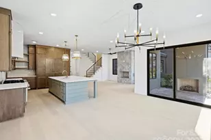 923 Laurel Creek Ln, Charlotte, NC 28211 - Photo 15