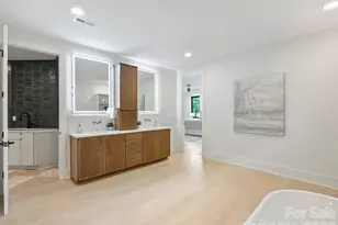 923 Laurel Creek Ln, Charlotte, NC 28211 - Photo 29
