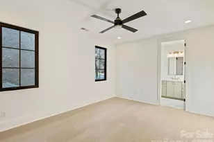 923 Laurel Creek Ln, Charlotte, NC 28211 - Photo 33