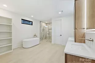 923 Laurel Creek Ln, Charlotte, NC 28211 - Photo 29