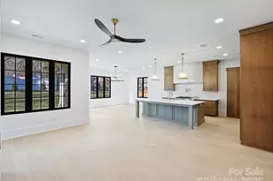 923 Laurel Creek Ln, Charlotte, NC 28211 - Photo 9