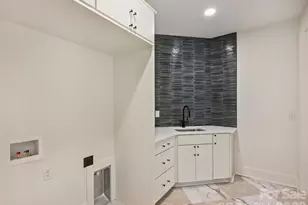 923 Laurel Creek Ln, Charlotte, NC 28211 - Photo 35