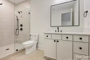 923 Laurel Creek Ln, Charlotte, NC 28211 - Photo 39