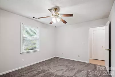 8322 Summerglen Circle, Charlotte, NC 28227 - Photo 9