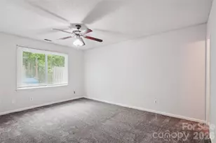 8322 Summerglen Cir, Charlotte, NC 28227 - Photo 23