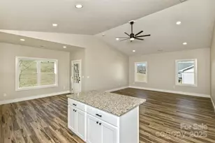 115 Peyton Elaine Rd, Clyde, NC 28721 - Photo 11