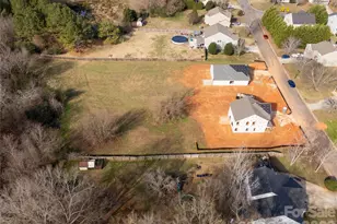 144 Longlea Dr, Clover, SC 29710 - Photo 7