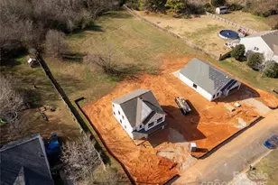 148 Longlea Dr, Clover, SC 29710 - Photo 3