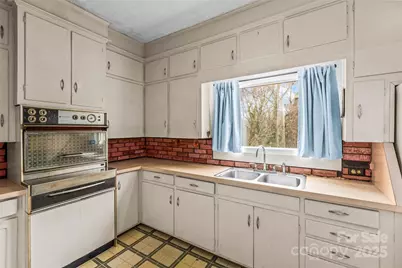 800 S Sunset Drive, Winston Salem, NC 27103 - Photo 15