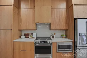 614 E 16th St, Charlotte, NC 28206 - Photo 17