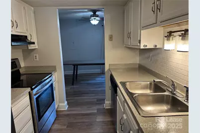 1201 Scaleybark Road #B, Charlotte, NC 28209 - Photo 9