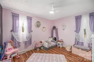 2746 Turnpike Rd, Horse Shoe, NC 28742 - Photo 15