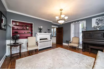 221 3rd Street NE, Hickory, NC 28601 - Photo 13