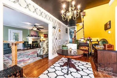 221 3rd Street NE, Hickory, NC 28601 - Photo 5