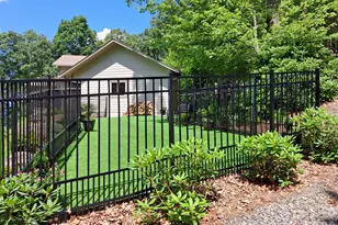 37 Enclave Dr, Waynesville, NC 28786 - Photo 43