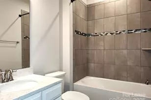 1538 Kee Ct, Charlotte, NC 28203 - Photo 23