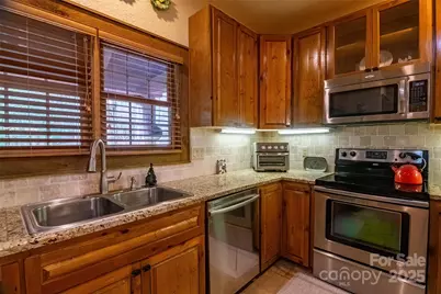 620 Sapphire Valley Road, Cashiers, NC 28717 - Photo 7