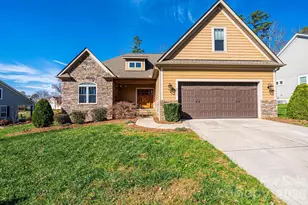 3911 13th St NE, Hickory, NC 28601 - Photo 3