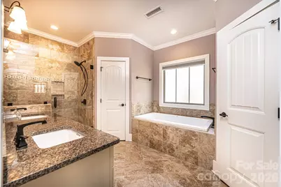 3911 13th Street NE, Hickory, NC 28601 - Photo 31