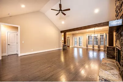 3911 13th Street NE, Hickory, NC 28601 - Photo 17