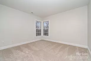 2615 Rolling Ridge Dr, Hickory, NC 28602 - Photo 19