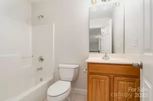 2615 Rolling Ridge Dr, Hickory, NC 28602 - Photo 21