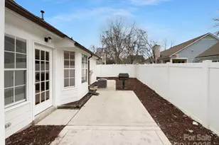 5751 Ebley Ln, Charlotte, NC 28227 - Photo 17