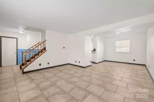 11338 Smoke Tree Ln, Charlotte, NC 28226 - Photo 3