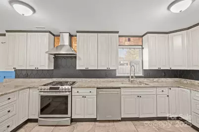 11338 Smoke Tree Lane, Charlotte, NC 28226 - Photo 5