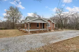 2523 Kool Park Rd NE, Hickory, NC 28601 - Photo 21