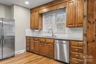 2523 Kool Park Rd NE, Hickory, NC 28601 - Photo 7