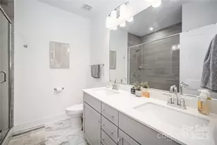 4004 Capital Rdg Ct, Charlotte, NC 28205 - Photo 19