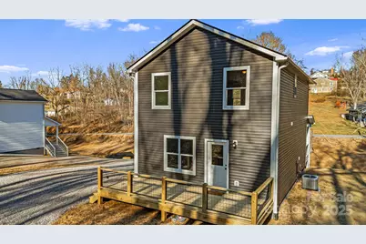 386 Holtzclaw Street, Canton, NC 28716 - Photo 5