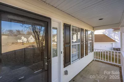 1561 Forest Glen Lane, Kannapolis, NC 28081 - Photo 5