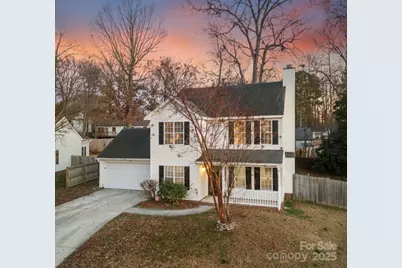 1561 Forest Glen Lane, Kannapolis, NC 28081 - Photo 1
