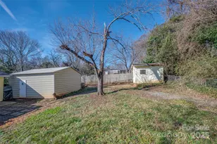 205 Bentwood Dr, Forest City, NC 28043 - Photo 31