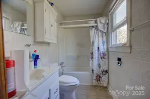 1218 Goodman Rd, Charlotte, NC 28214 - Photo 21