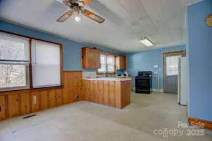 1218 Goodman Rd, Charlotte, NC 28214 - Photo 11