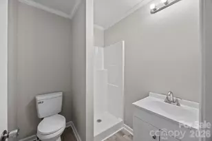934 Cherry St, Statesville, NC 28677 - Photo 11