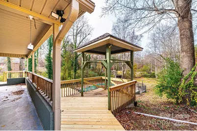 1060 26th Avenue NE, Hickory, NC 28601 - Photo 29