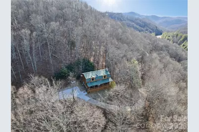 171 Sharons Bluff, Franklin, NC 28734 - Photo 37